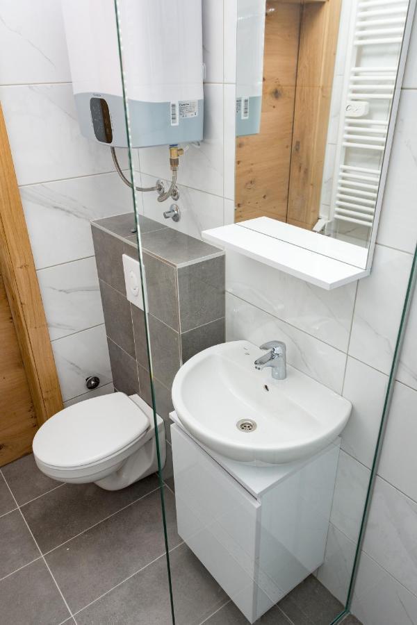 Apartmani Kamavu Τζαχορίνα Εξωτερικό φωτογραφία