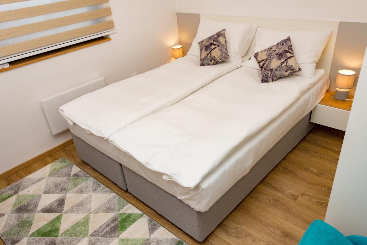 Apartmani Kamavu Τζαχορίνα Εξωτερικό φωτογραφία